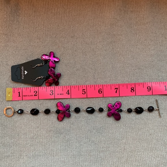 ✨ Handmade Pink Fushsia Butterfly & black beads Bracelet & Earrings Set ✨ - Picture 9 of 9